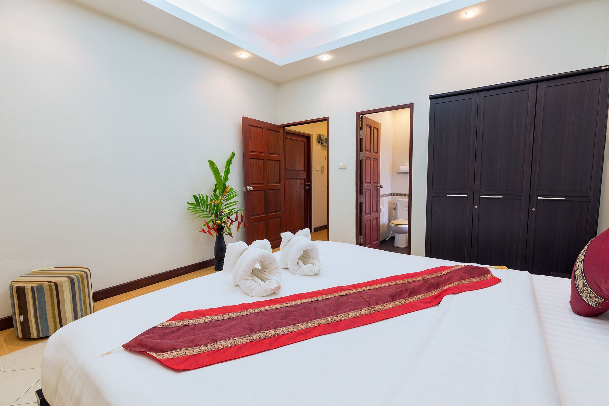 Kata Pool Apartments Екстериор снимка